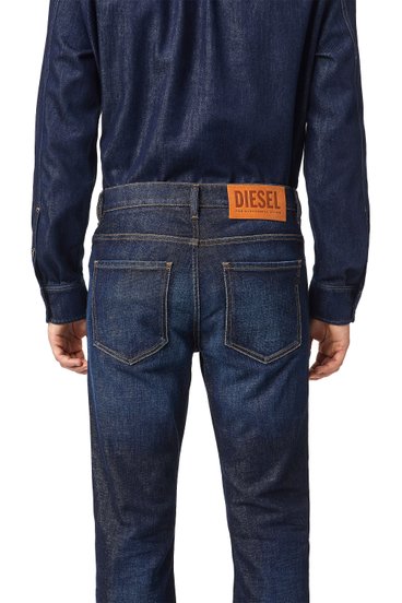 Diesel - D-Vocs 09A12 Bootcut Jeans, Azul Oscuro - Image 4