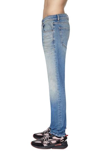 Diesel - 2019 D-STRUKT 09D81 Slim Jeans, Bleu Clair - Image 4
