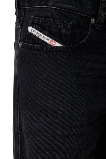 Diesel - 2010 09B88 Straight Jeans, Negro/Gris oscuro - Image 3