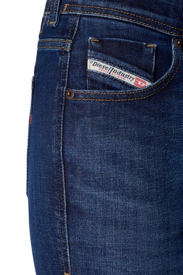 Diesel - 2004 09B90 Tapered Jeans, Azul Oscuro - Image 4