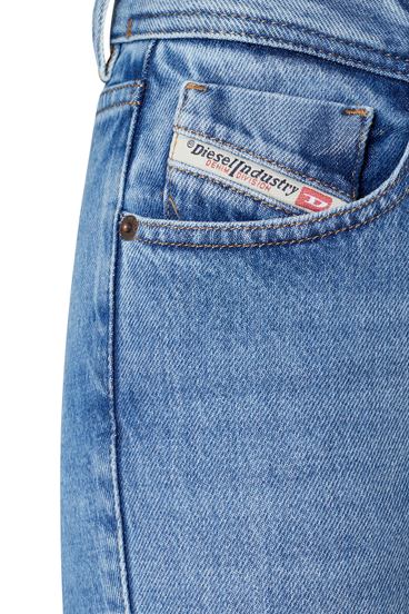 Diesel - 1969 D-EBBEY 09C16 Bootcut and Flare Jeans, Mittelblau - Image 3