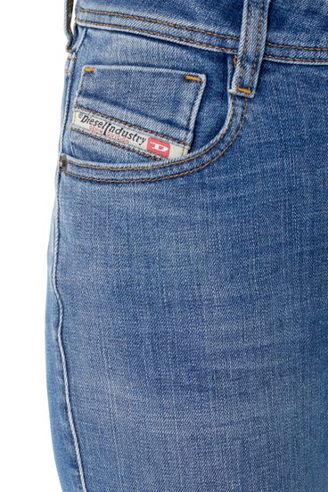 Diesel - 1969 D-EBBEY 09D47 Bootcut and Flare Jeans, Mittelblau - Image 4