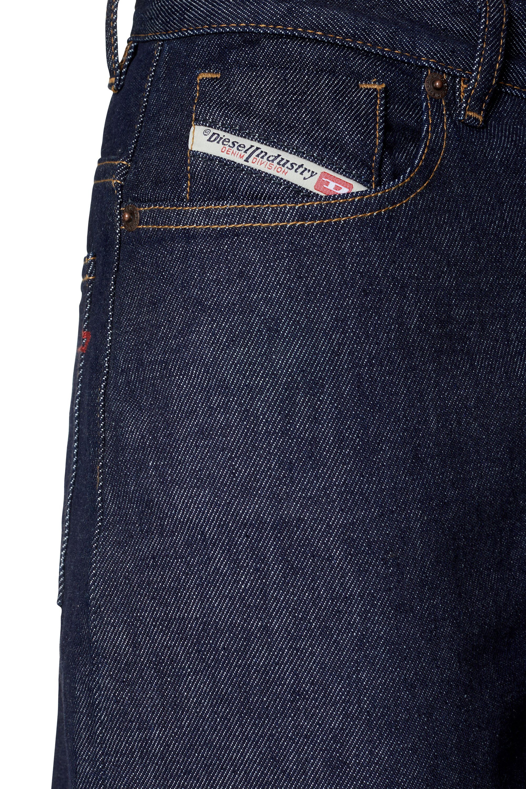 Diesel - 2000 Z9C02 Bootcut and Flare Jeans, Dunkelblau - Image 6