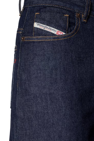 Diesel - 2000 Z9C02 Bootcut and Flare Jeans, Dunkelblau - Image 4