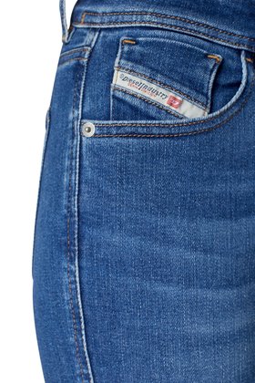 Diesel - 2017 SLANDY 09C21 Super skinny Jeans, Mittelblau - Image 3
